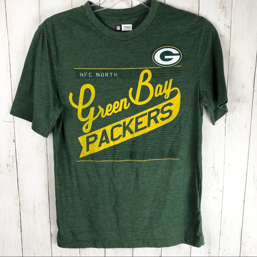 NFL Green Bay Packers Tshirt Yellow Writing Size M